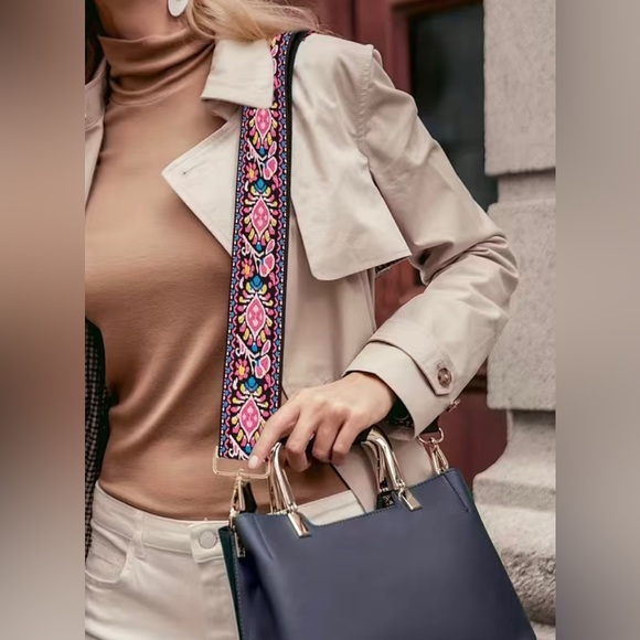 🌸 NWOT! Embroidered Crossbody/Shoulder Bag Strap - Picture 5 of 6